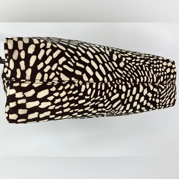 Kate Spade New York Animal Print Nylon Shoulderbag Silver Chain Black/Cream - Picture 4 of 10